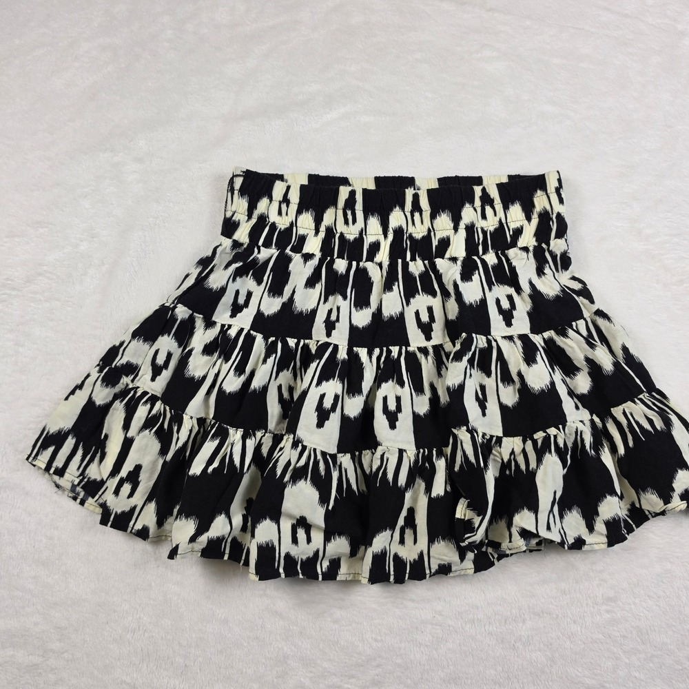 Rue21 Mini Skirt Womens Medium Black Cream Excellent Tiered Tribal Ikat Boho